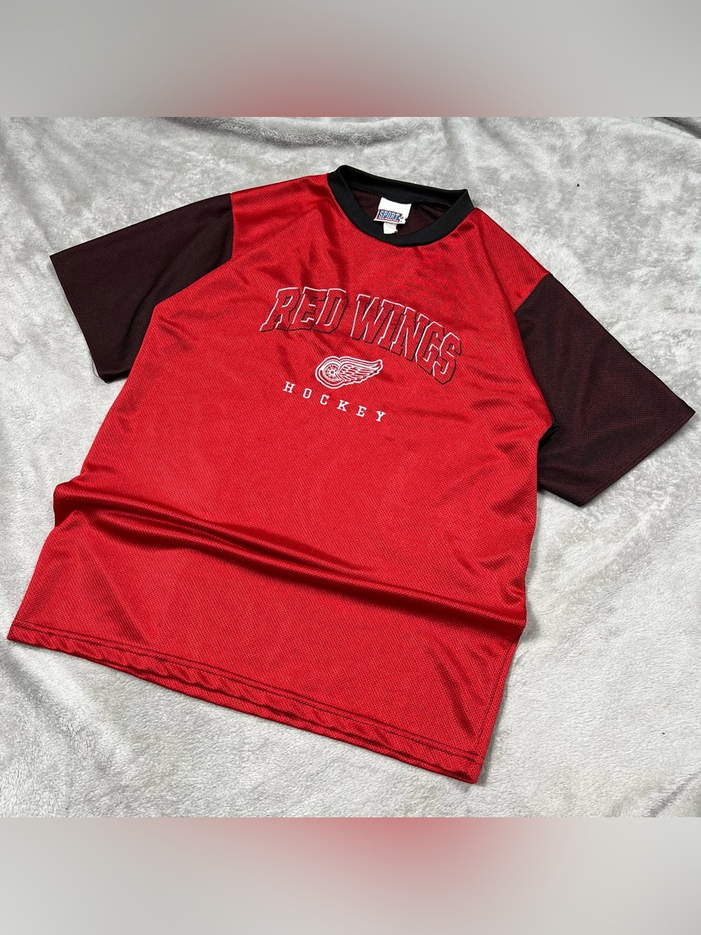 Vintage Red Wings Jersey Shirt Mens L Mesh Hockey Logo Red USA Made Sport Attack